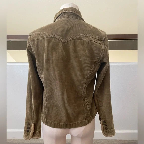 French Cuff | Corduroy Button-Up Jacket - Picture 5 of 6